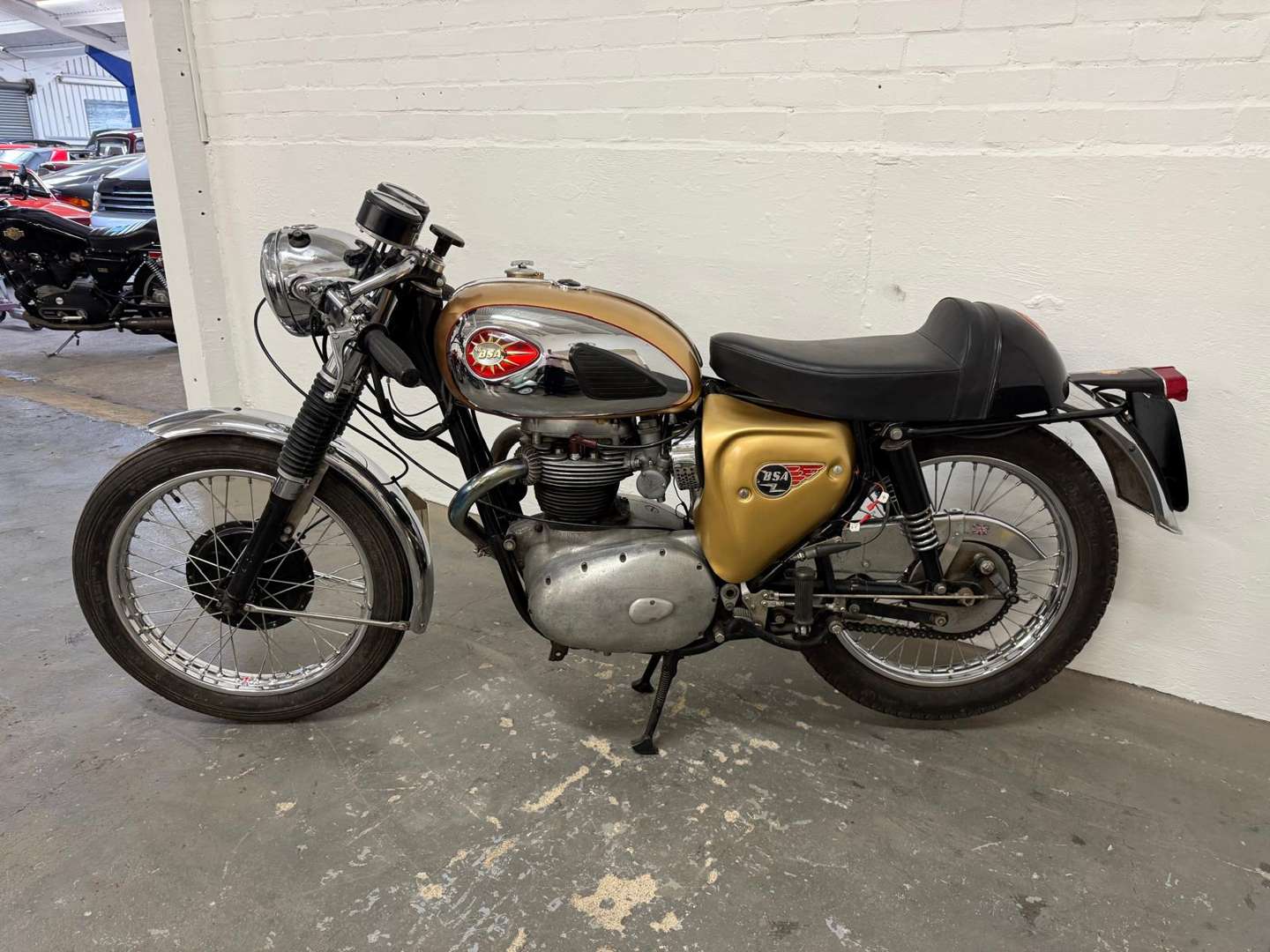 <p>1965 BSA LIGHTNING CLUBMAN</p>