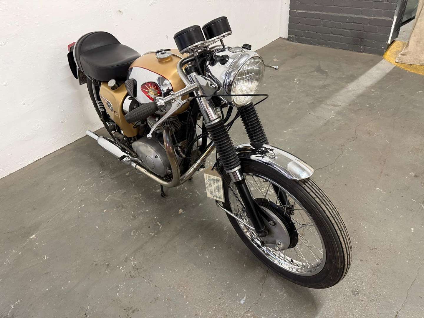 <p>1965 BSA LIGHTNING CLUBMAN</p>