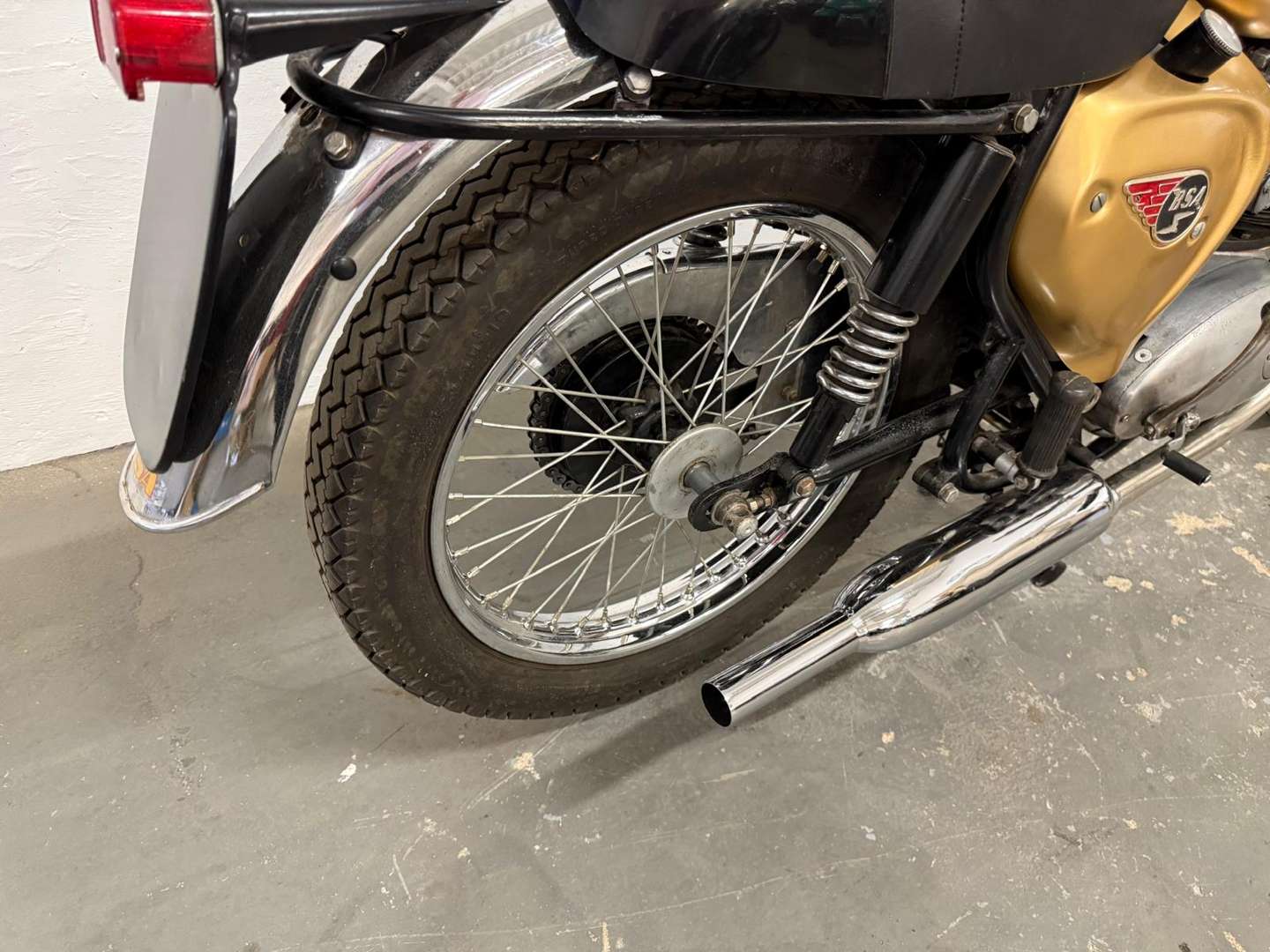 <p>1965 BSA LIGHTNING CLUBMAN</p>