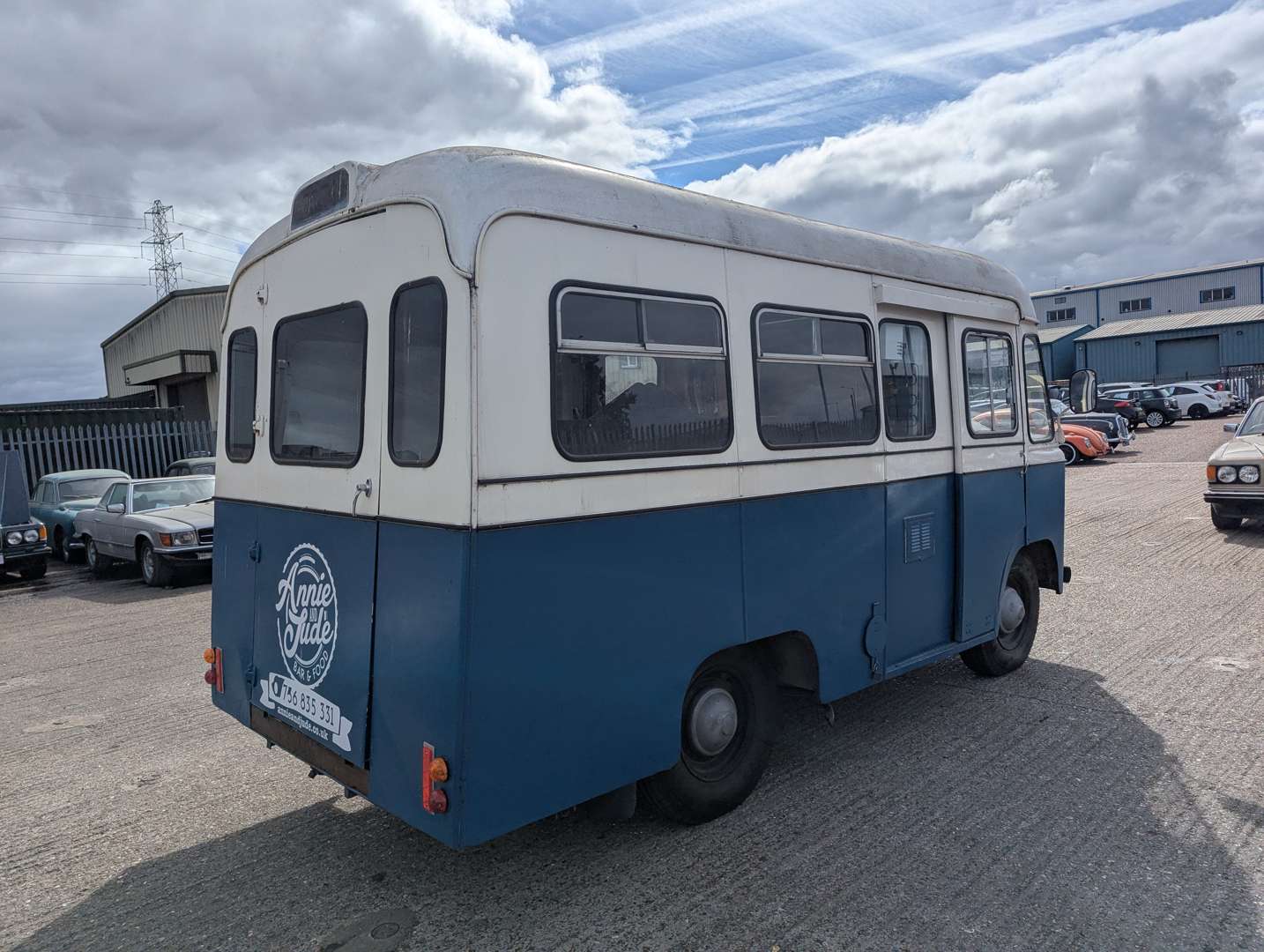<p>1969 MORRIS LD CONVERTED AMBULANCE</p>