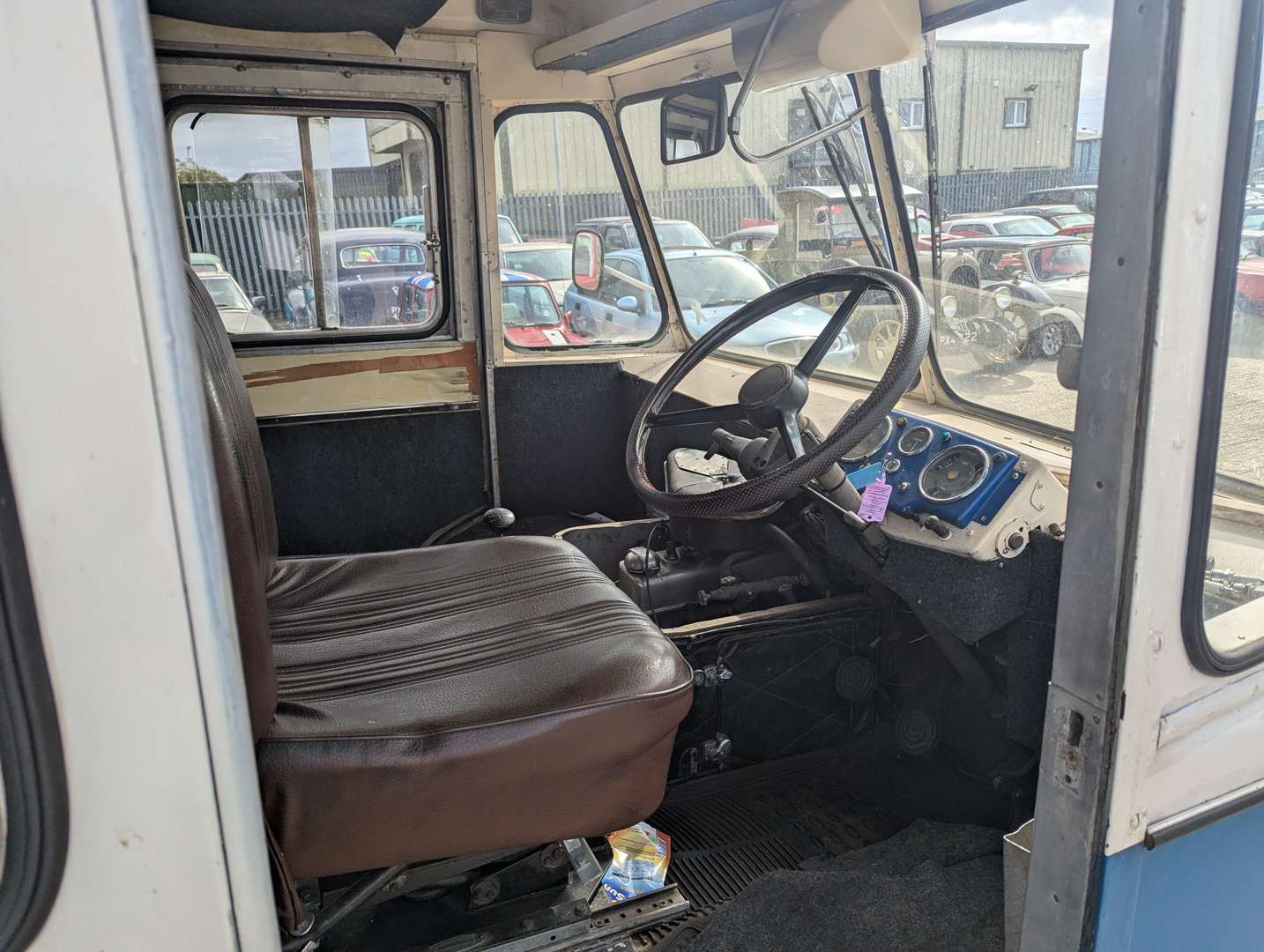 <p>1969 MORRIS LD CONVERTED AMBULANCE</p>