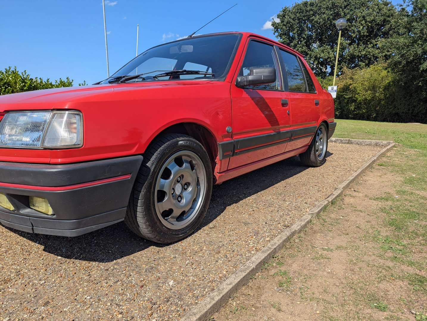 <p>1991 PEUGEOT 309 GTI</p>