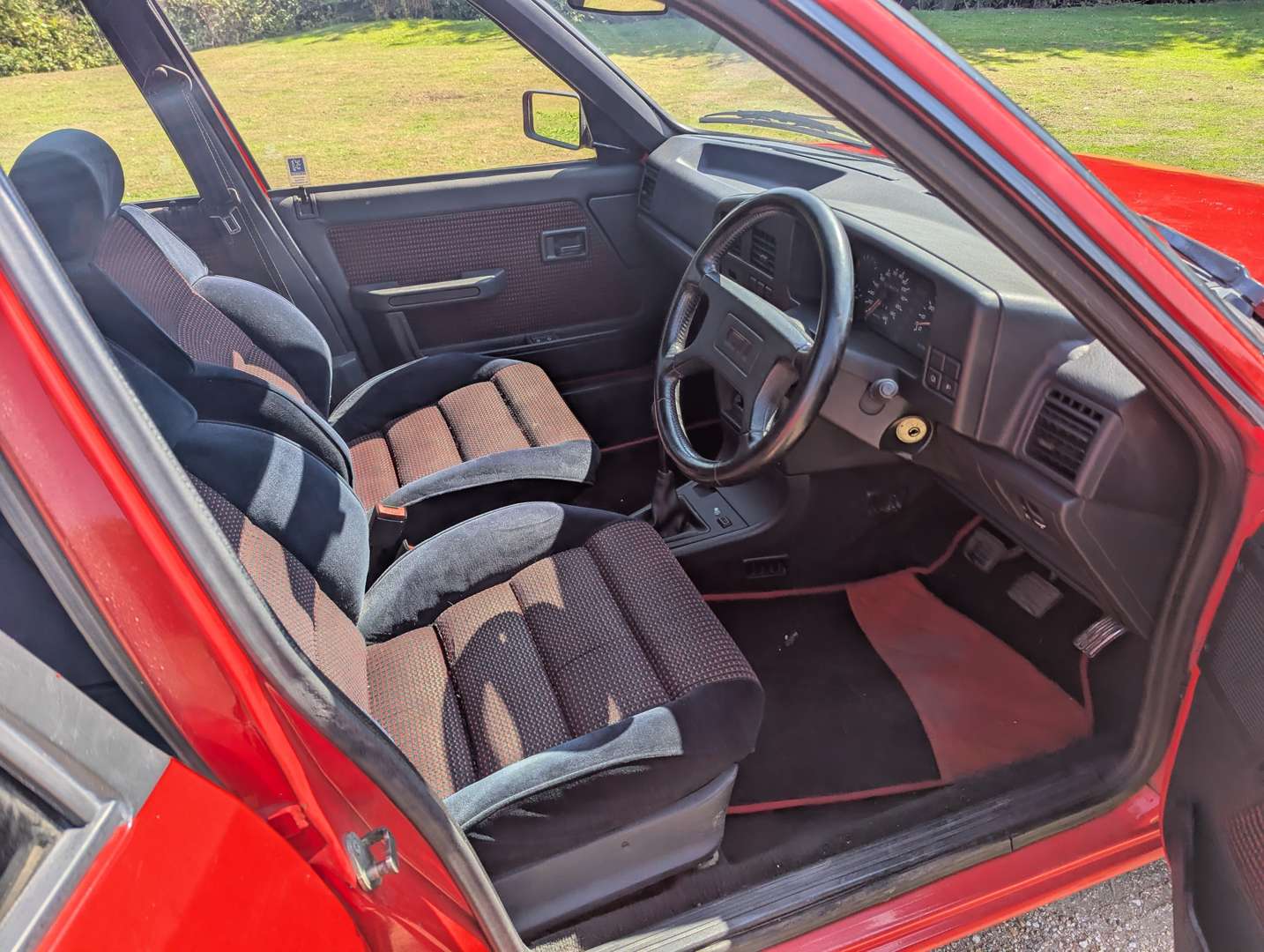 <p>1991 PEUGEOT 309 GTI</p>