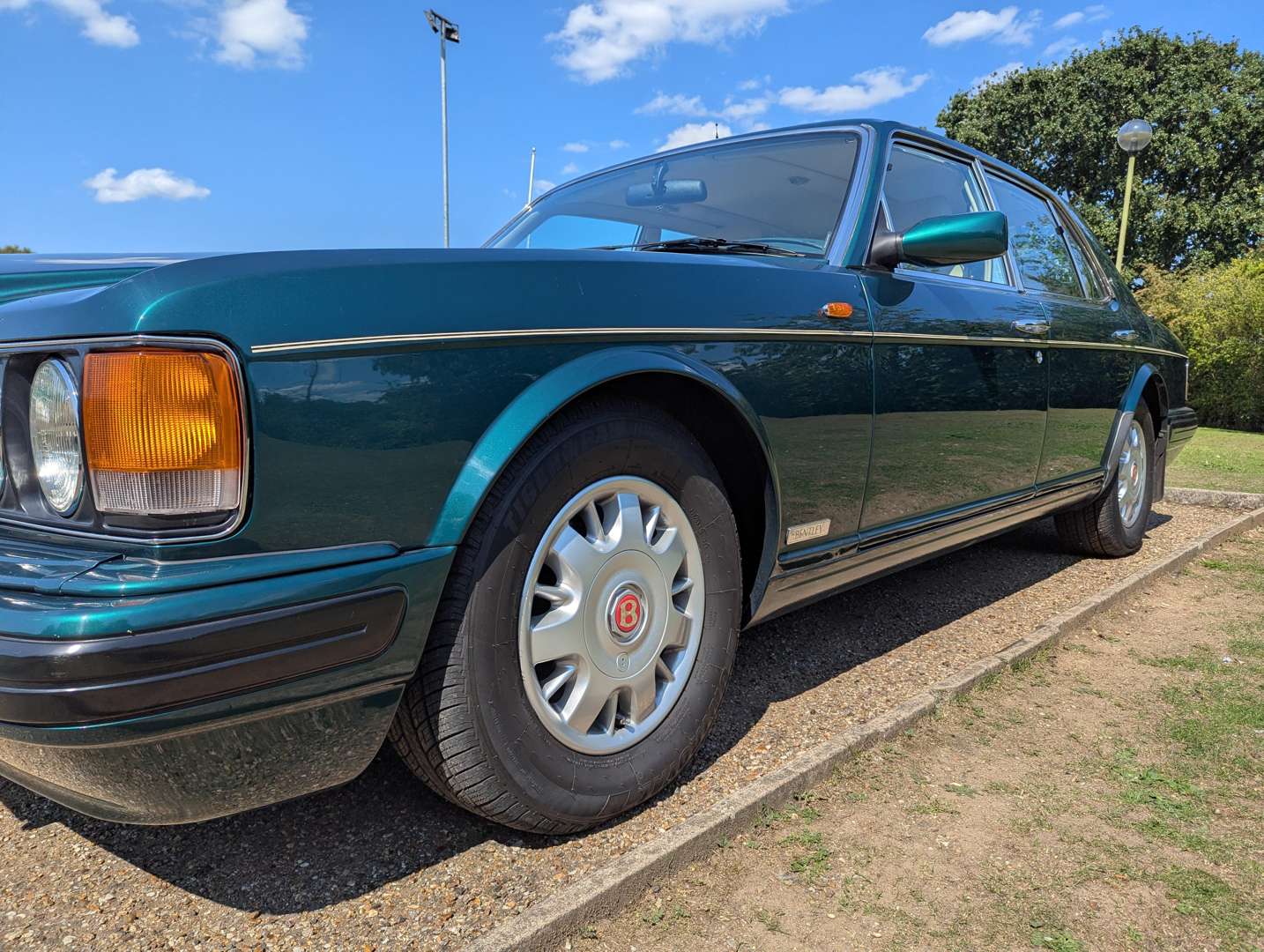 <p>1997 BENTLEY BROOKLANDS AUTO</p>
