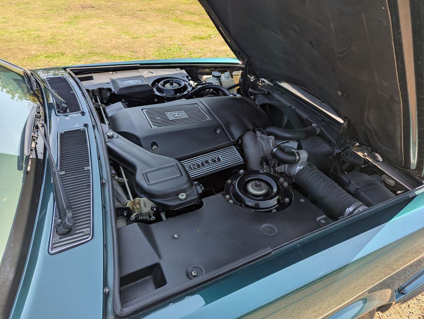 <p>1997 BENTLEY BROOKLANDS AUTO</p>