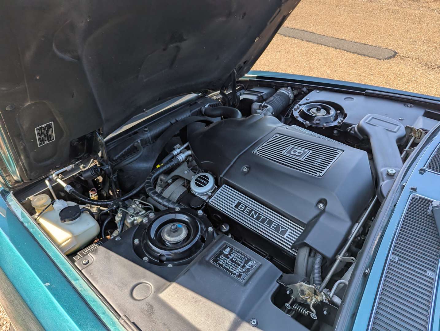 <p>1997 BENTLEY BROOKLANDS AUTO</p>