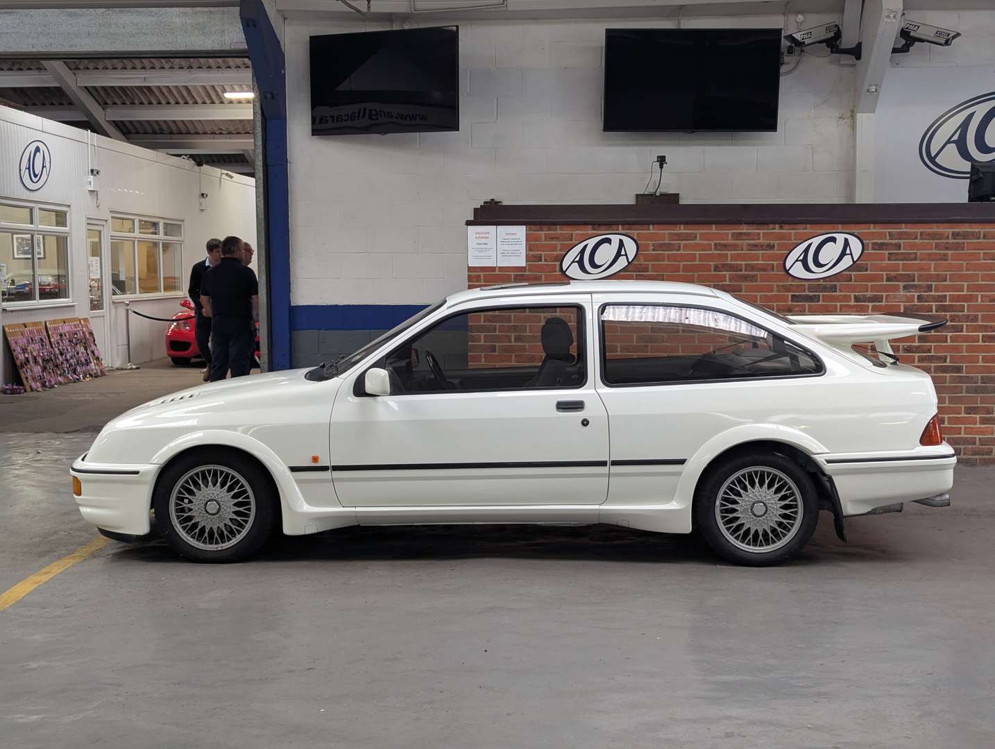 <p>1987 FORD SIERRA RS COSWORTH</p>