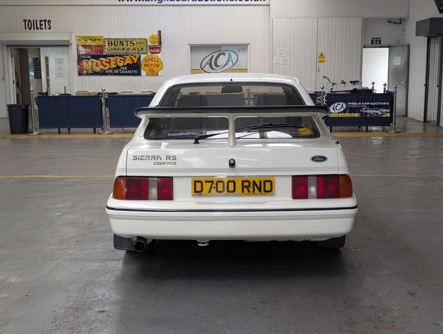 <p>1987 FORD SIERRA RS COSWORTH</p>