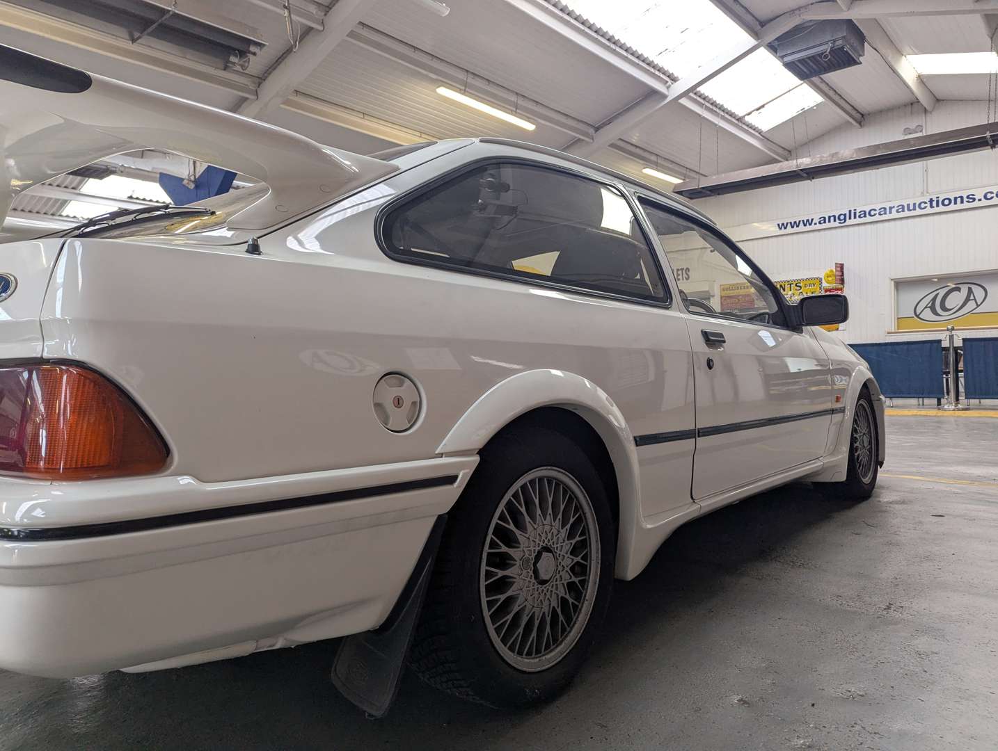 <p>1987 FORD SIERRA RS COSWORTH</p>