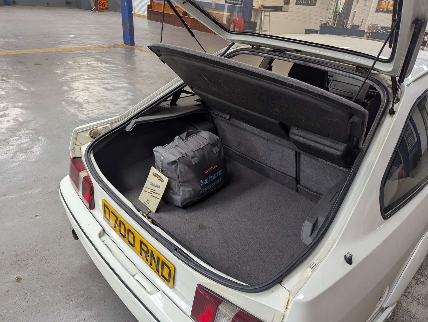 <p>1987 FORD SIERRA RS COSWORTH</p>