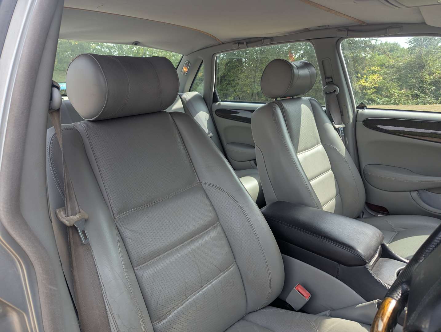 <p>1999 JAGUAR XJ SPORT 3.2 V8 AUTO</p>