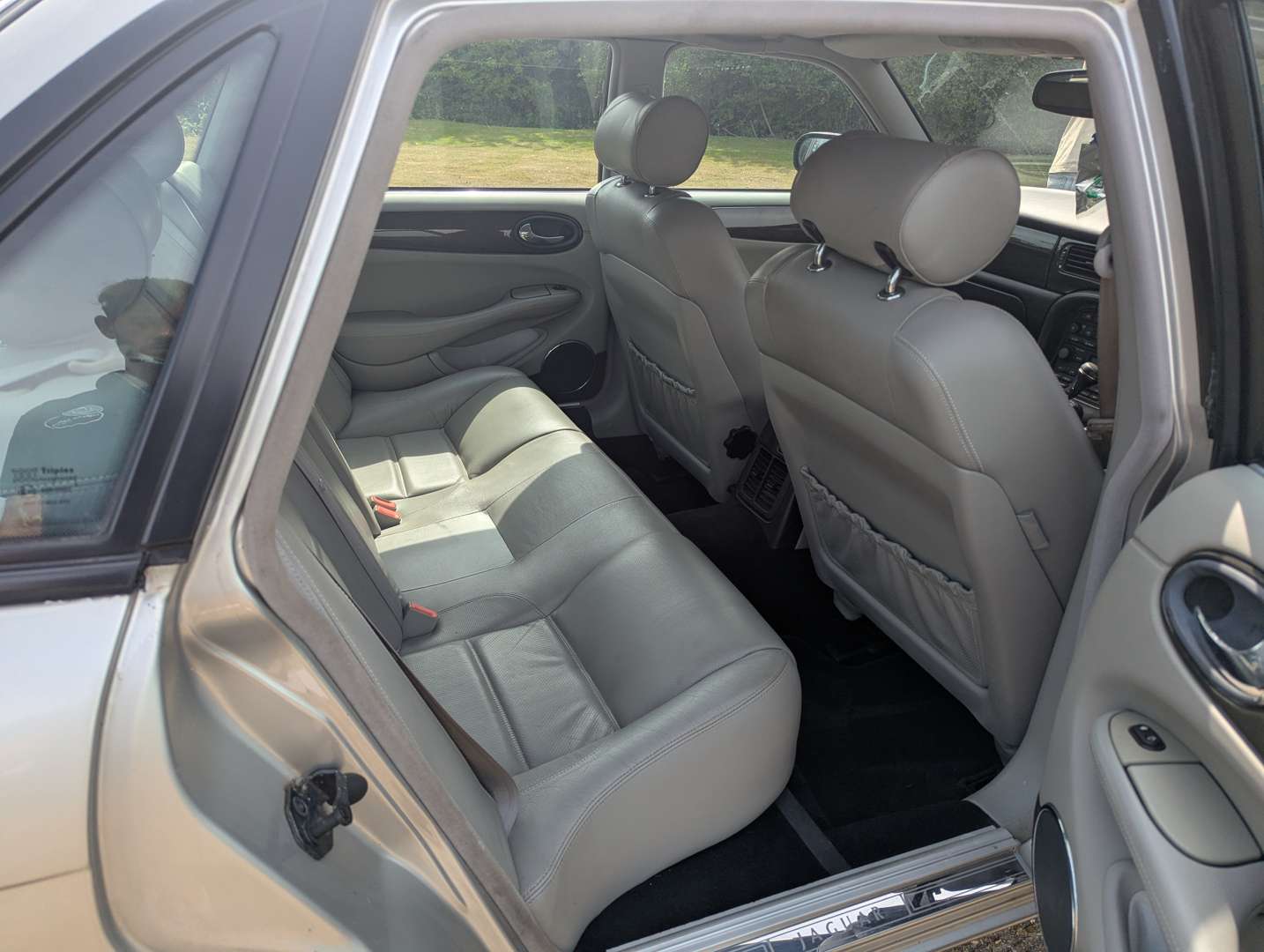 <p>1999 JAGUAR XJ SPORT 3.2 V8 AUTO</p>