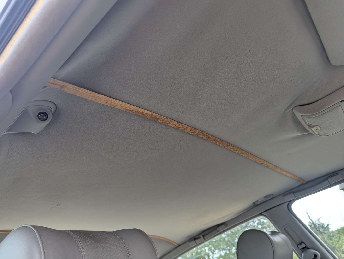 <p>1999 JAGUAR XJ SPORT 3.2 V8 AUTO</p>