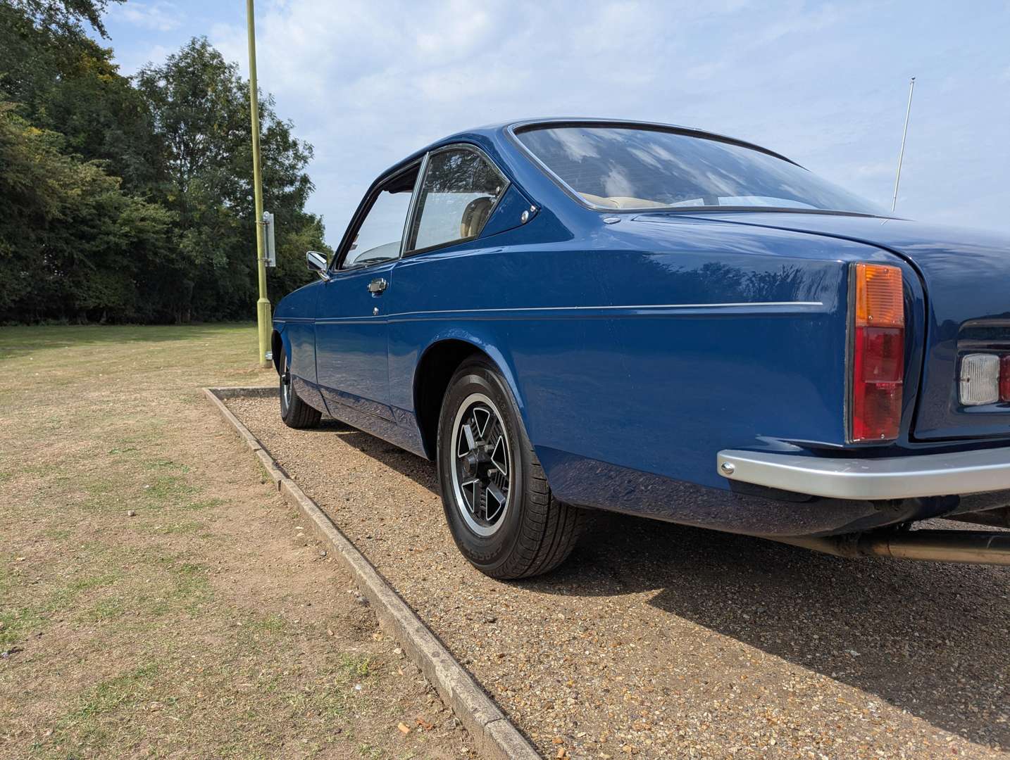 <p>1977 BRISTOL 603 S</p>