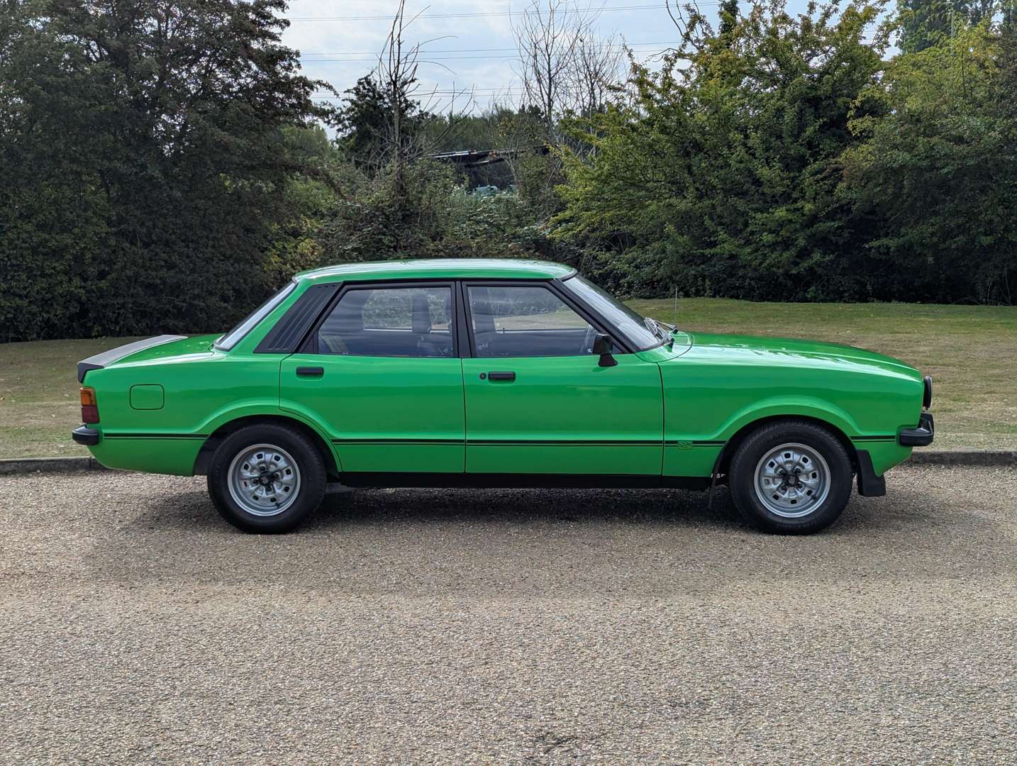 <p>1977 FORD CORTINA 3.0S</p>
