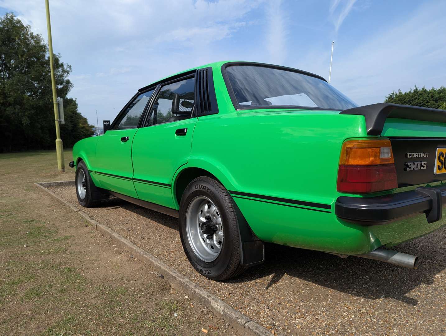 <p>1977 FORD CORTINA 3.0S</p>