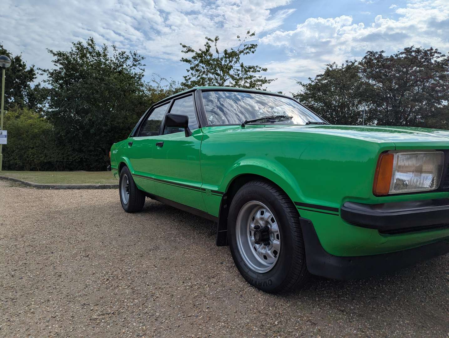 <p>1977 FORD CORTINA 3.0S</p>