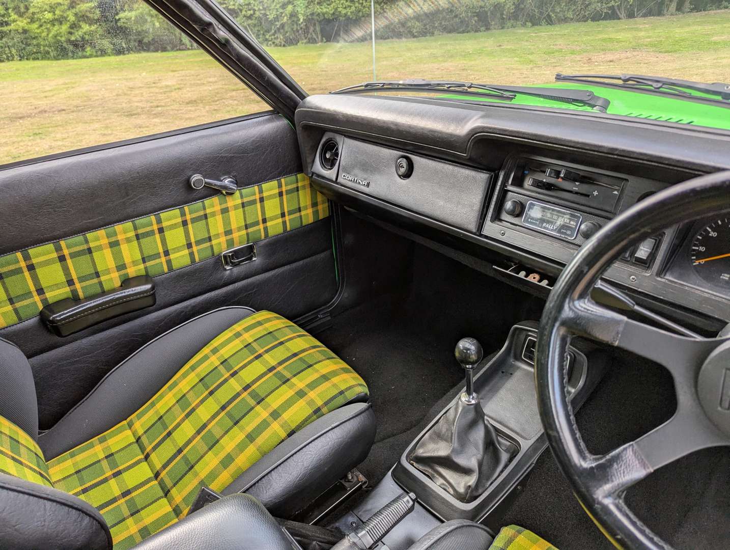 <p>1977 FORD CORTINA 3.0S</p>