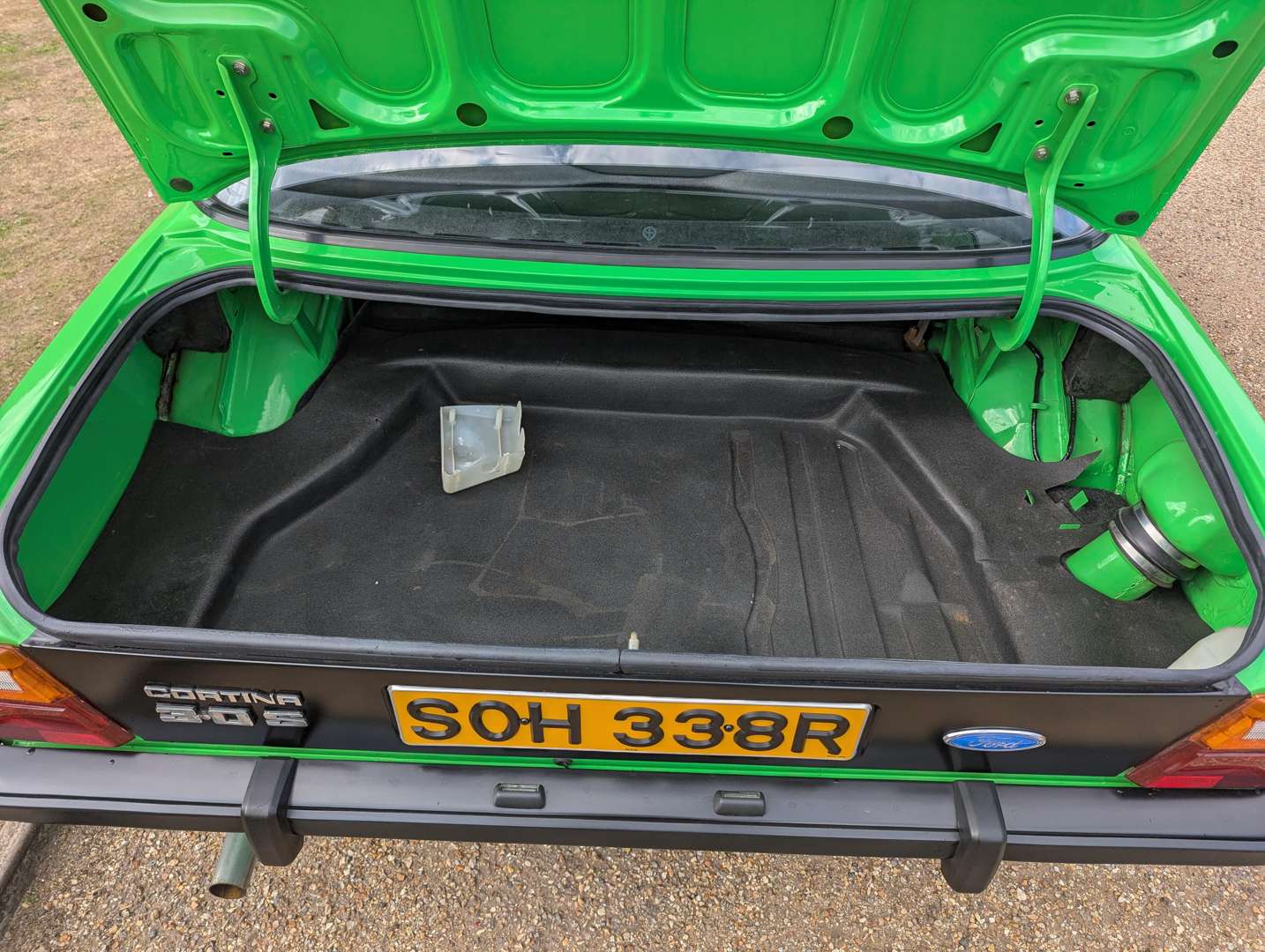 <p>1977 FORD CORTINA 3.0S</p>