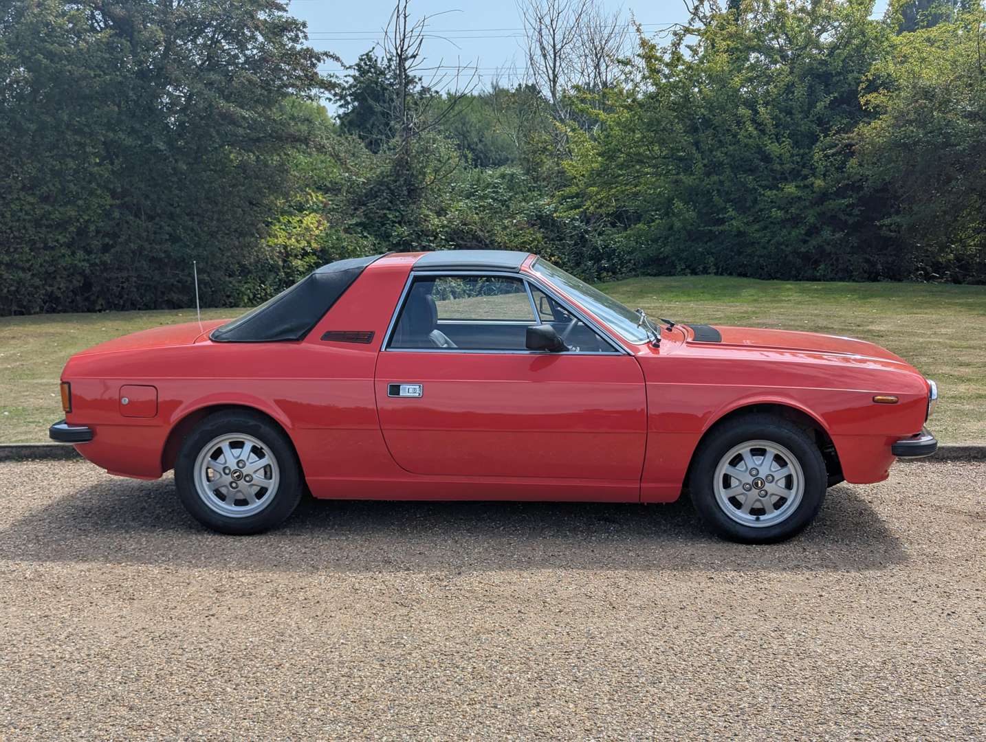 <p>1979 LANCIA BETA SPYDER</p>