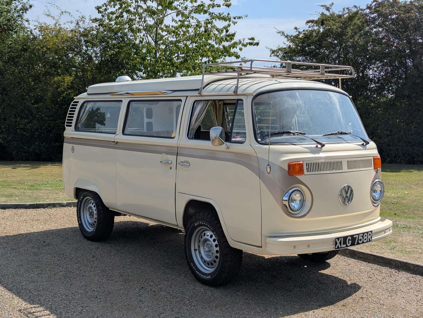 <p>1977 VW WESTFALIA T2 CAMPER</p>