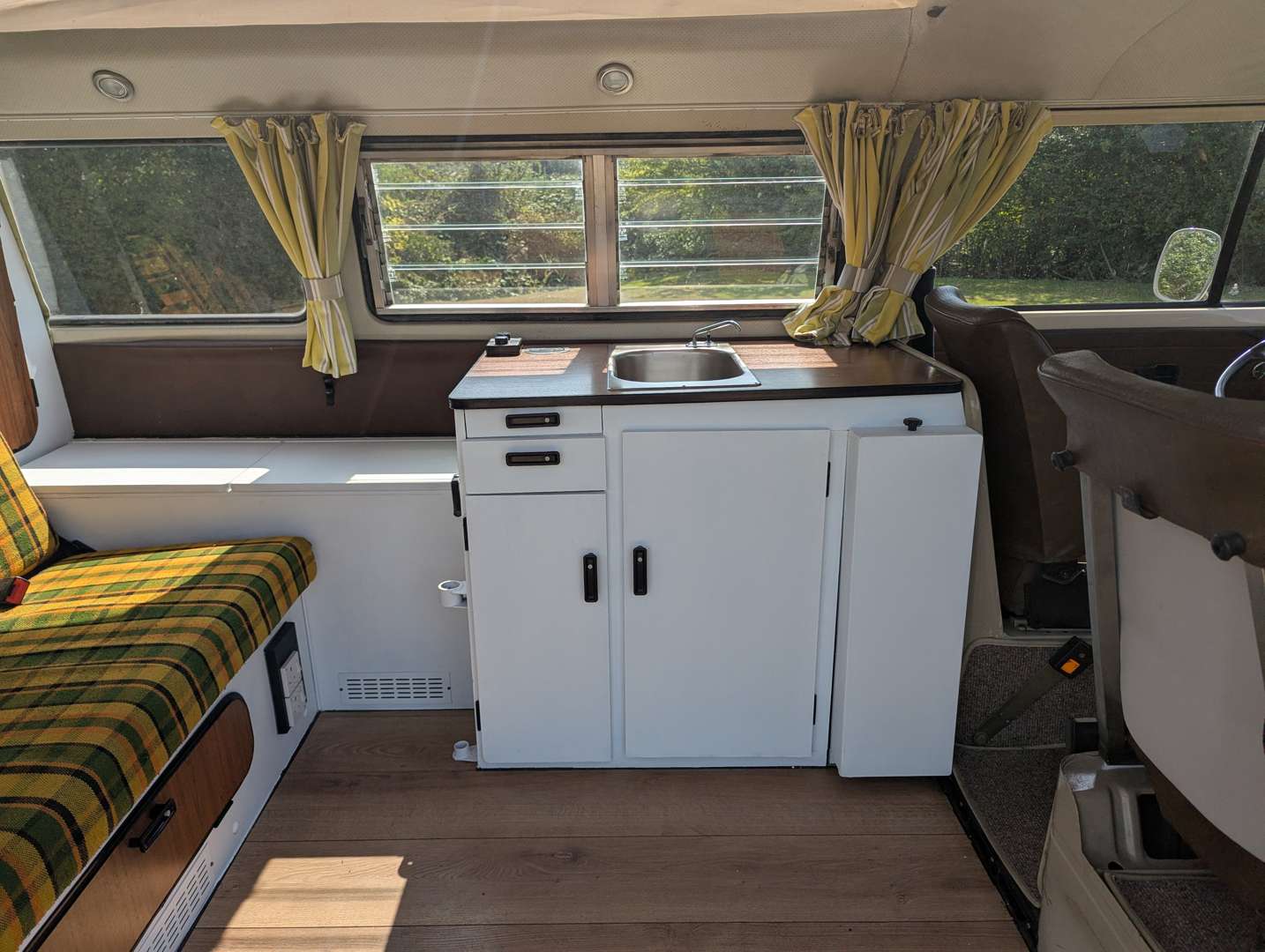 <p>1977 VW WESTFALIA T2 CAMPER</p>