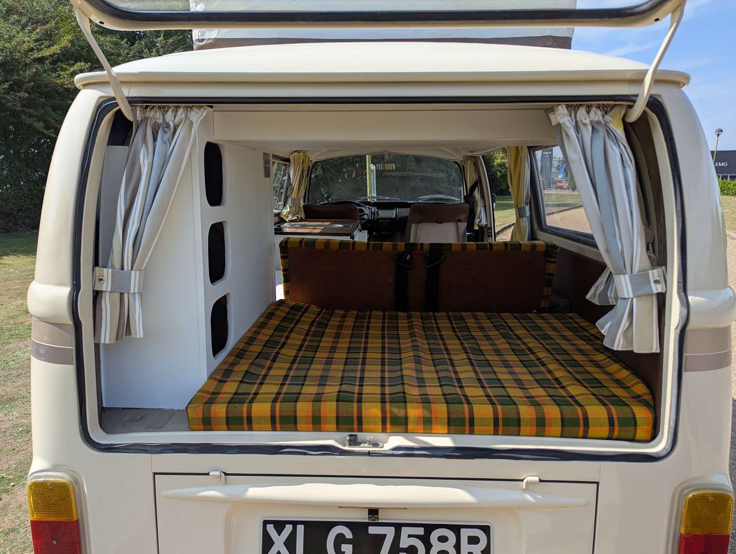 <p>1977 VW WESTFALIA T2 CAMPER</p>