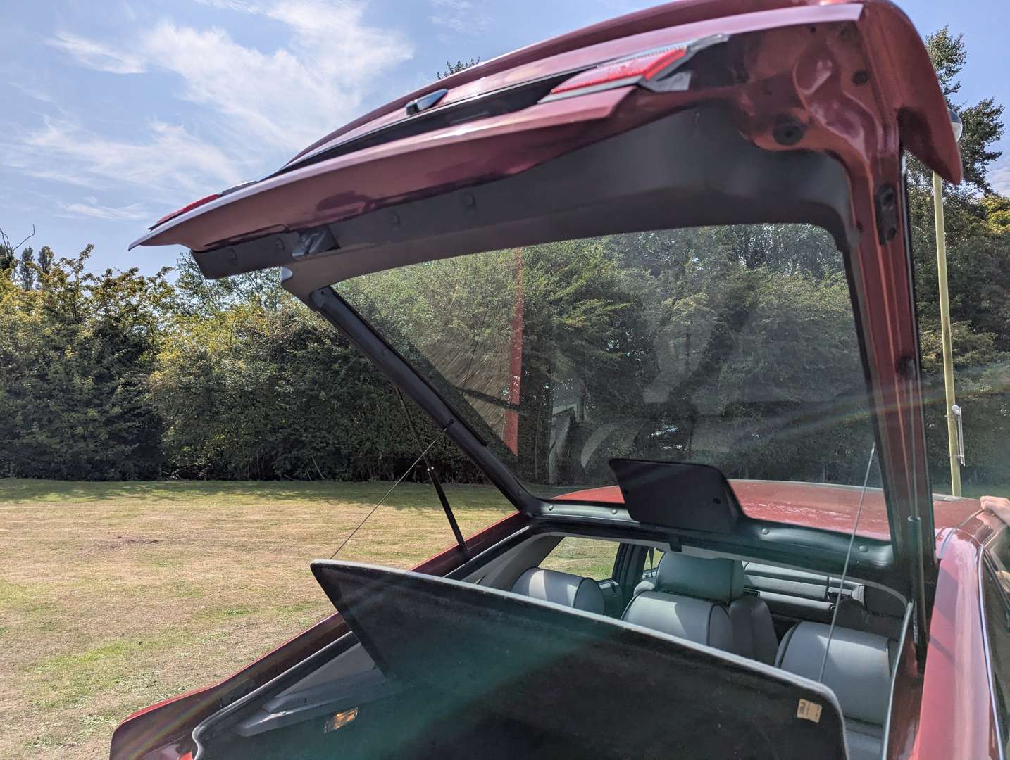 <p>1999 ROVER STERLING AUTO</p>