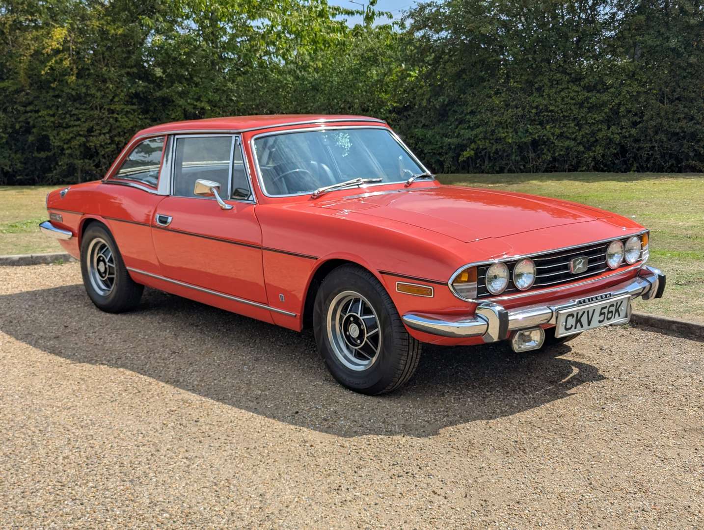 <p>1972 TRIUMPH STAG</p>