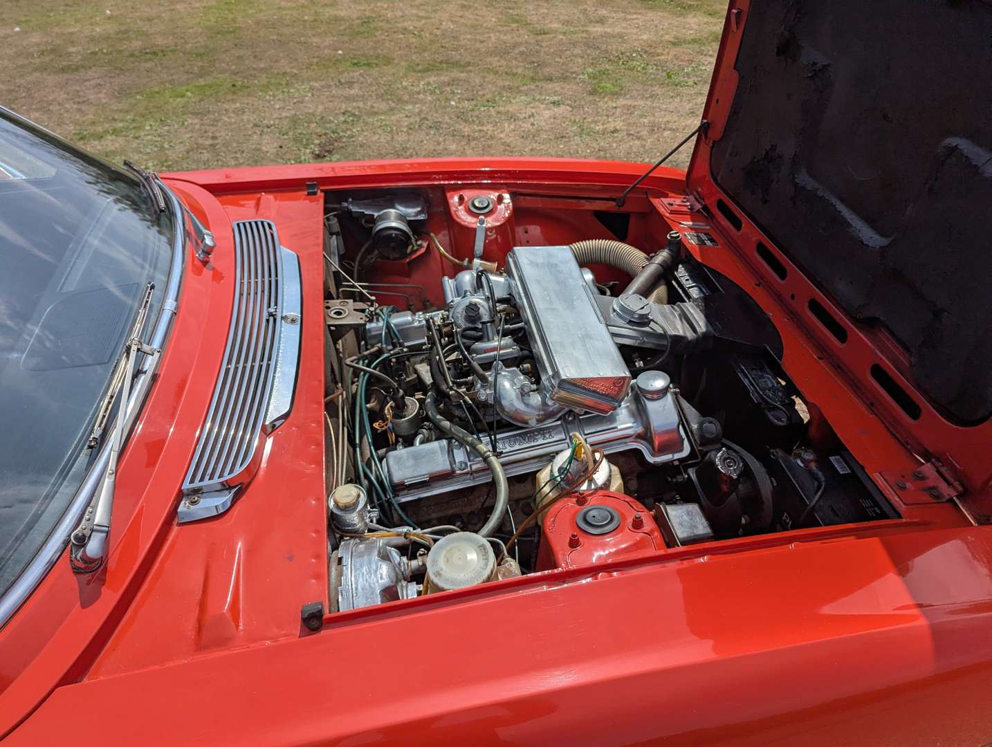 <p>1972 TRIUMPH STAG</p>