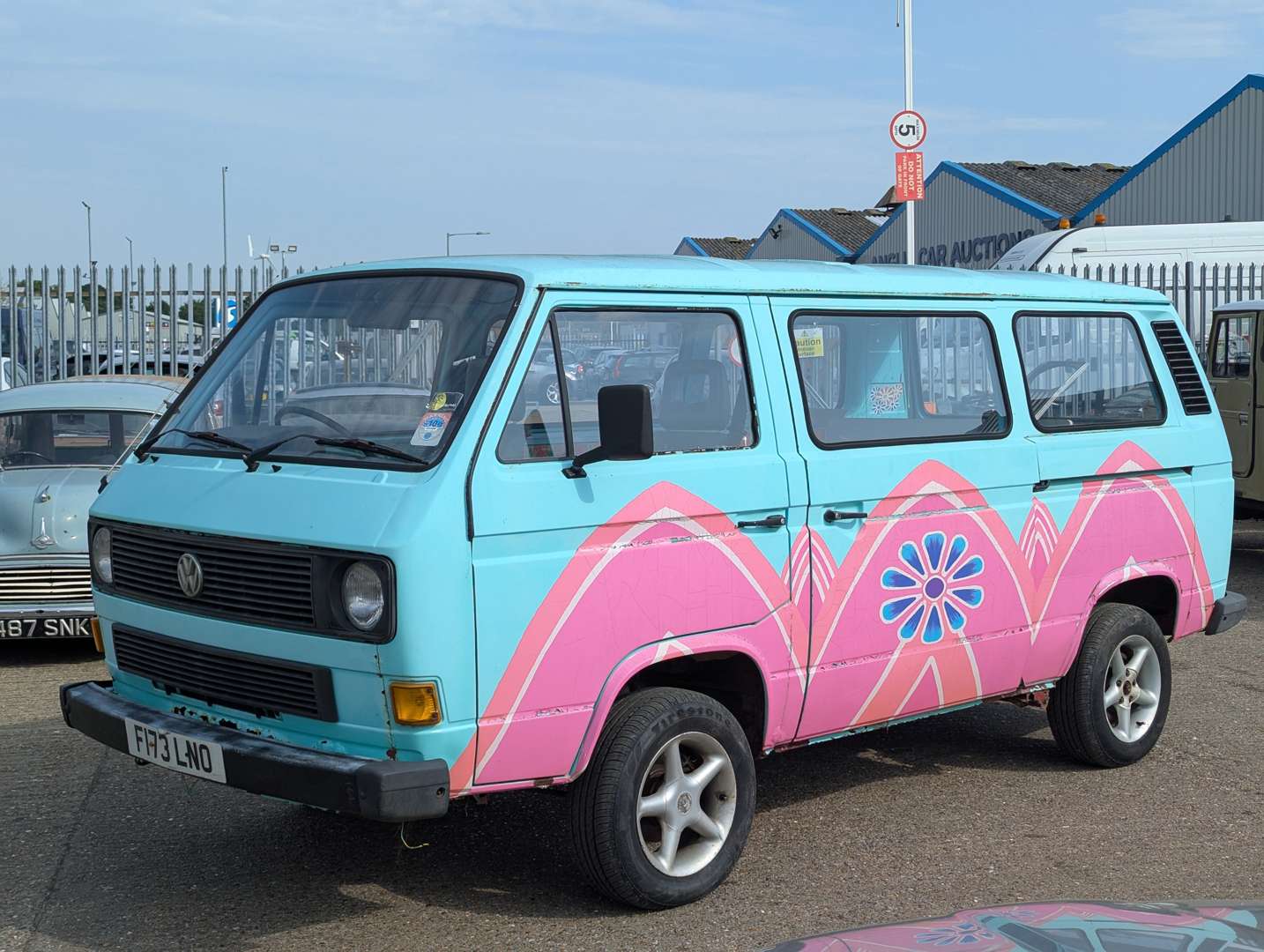 <p>1988 VW TRANSPORTER T25</p>