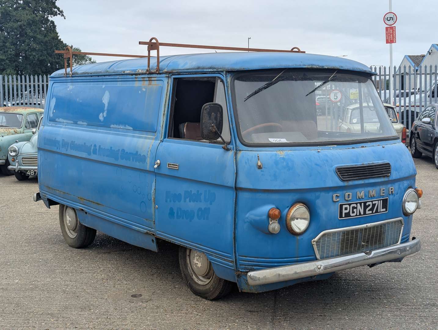 <p>1973 COMMER FC VAN</p>