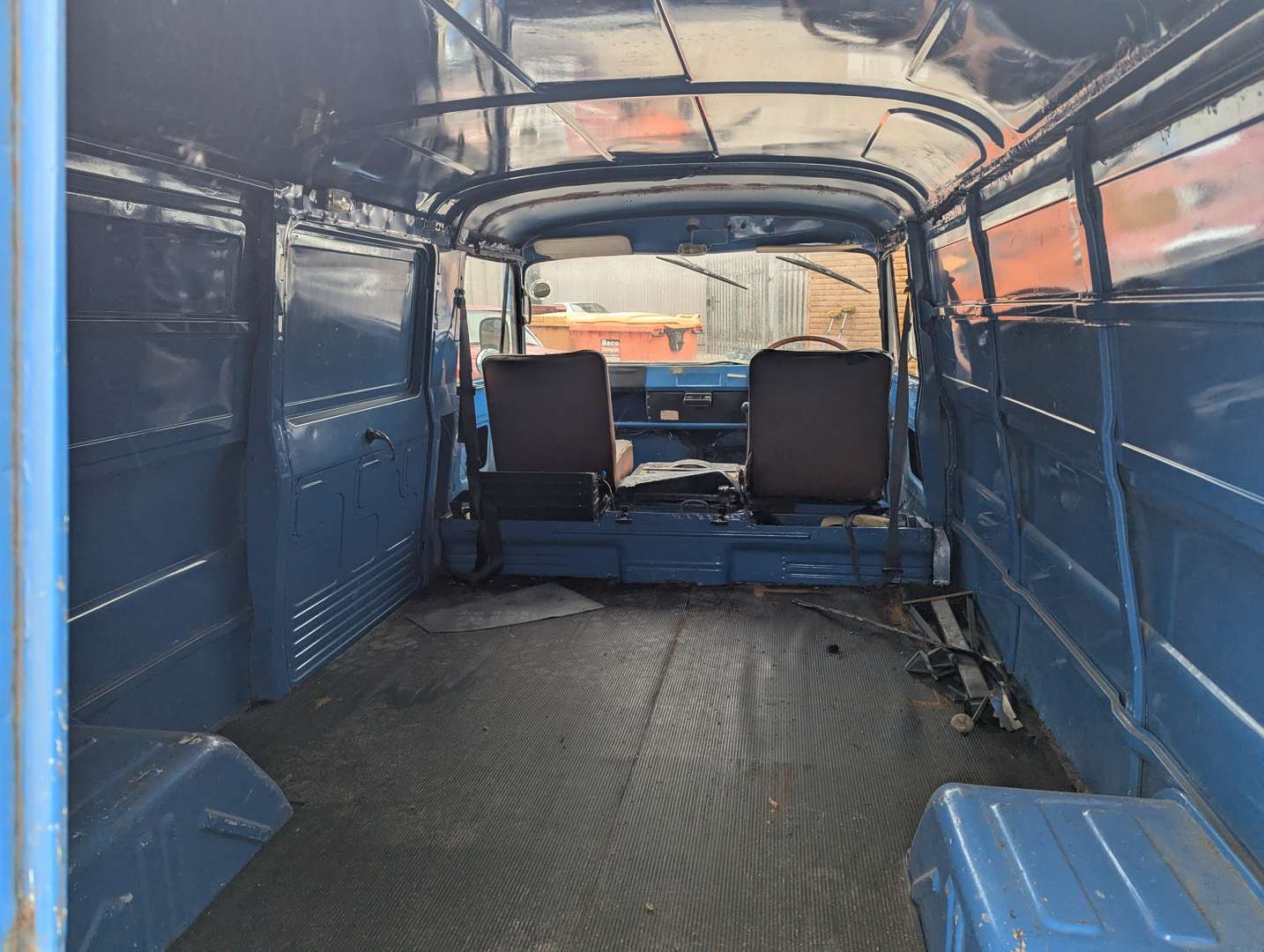 <p>1973 COMMER FC VAN</p>