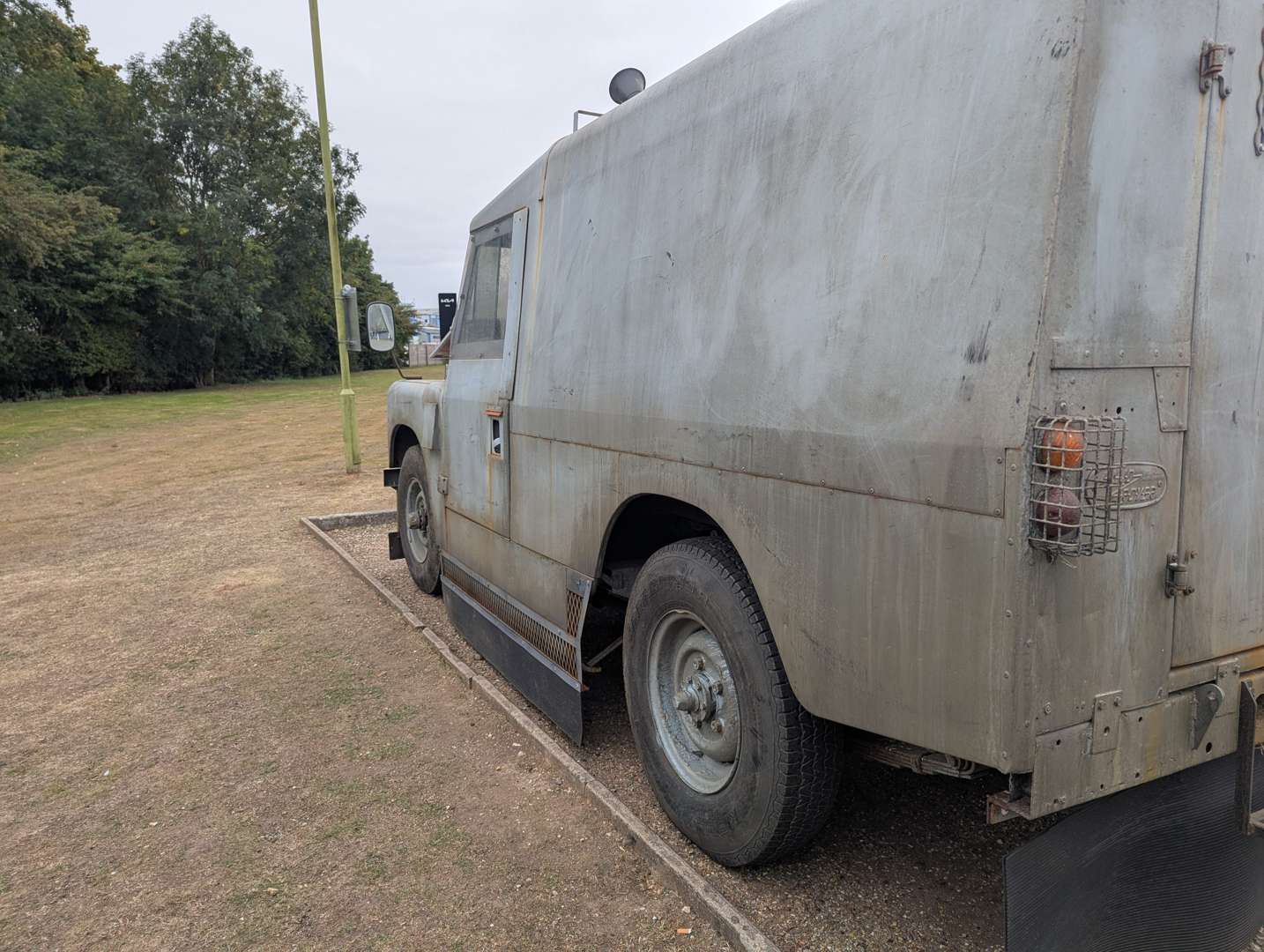 <p>1969 LAND ROVER SERIES IIA 109"</p>