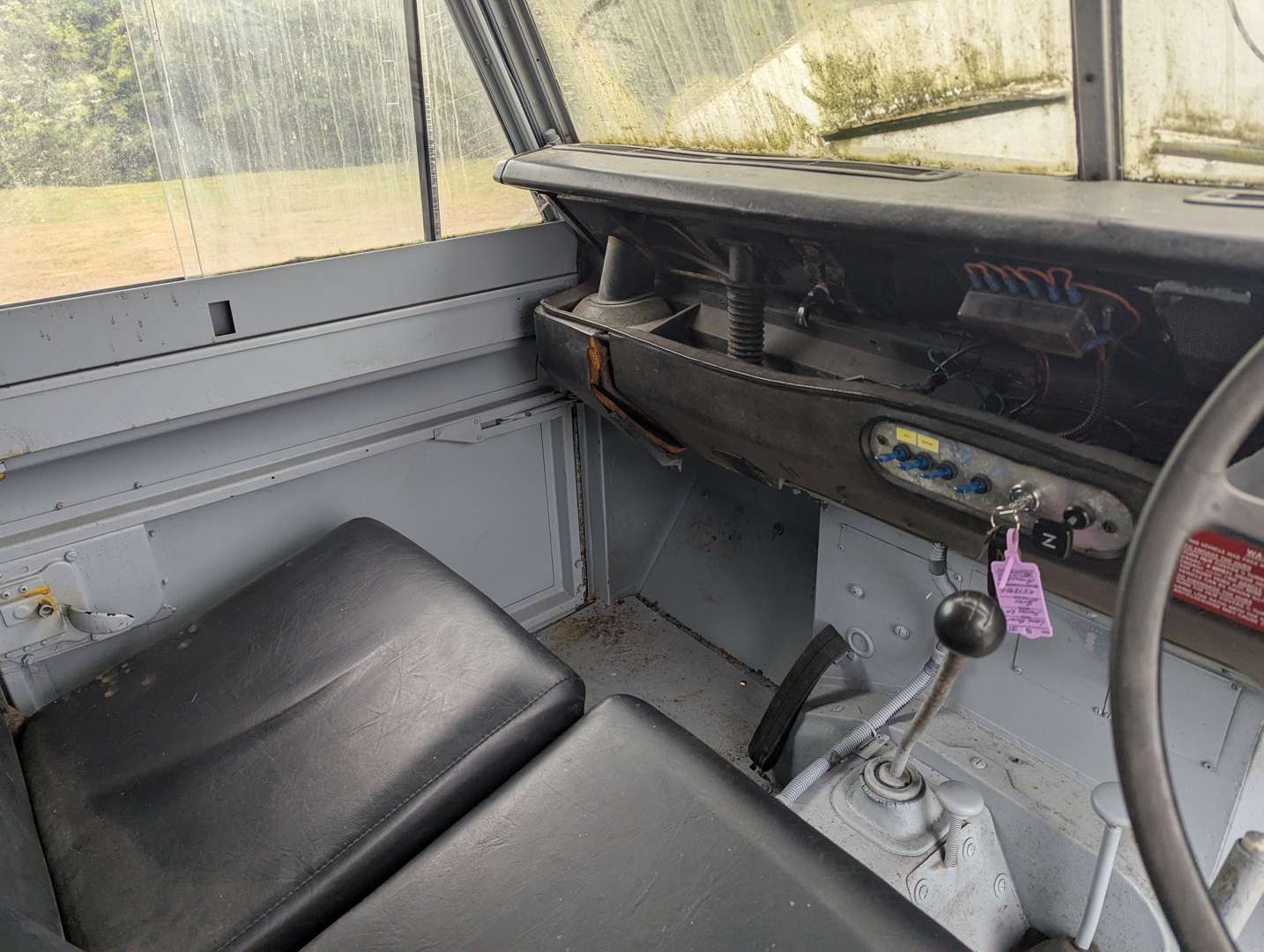 <p>1969 LAND ROVER SERIES IIA 109"</p>