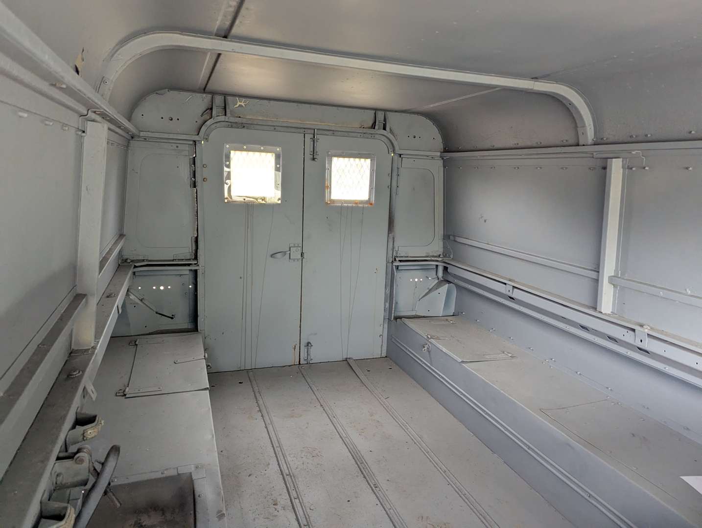 <p>1969 LAND ROVER SERIES IIA 109"</p>