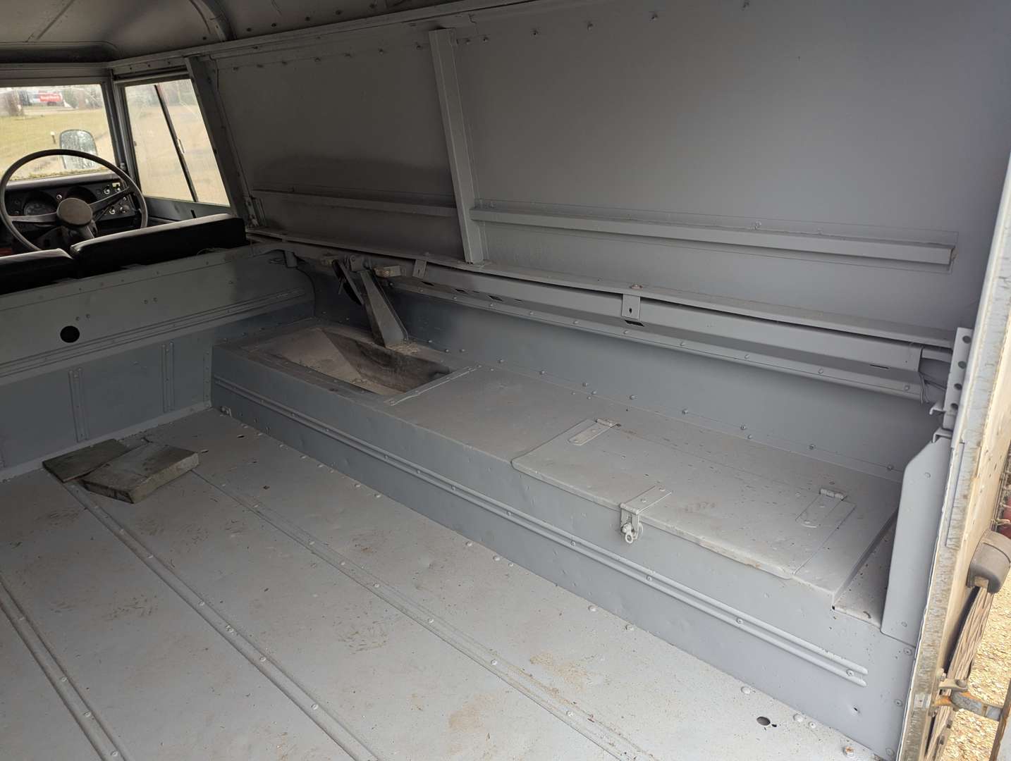 <p>1969 LAND ROVER SERIES IIA 109"</p>