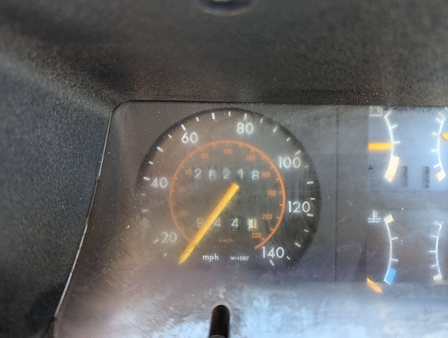 <p>1984 VAUXHALL CAVALIER CD 1.8E</p>