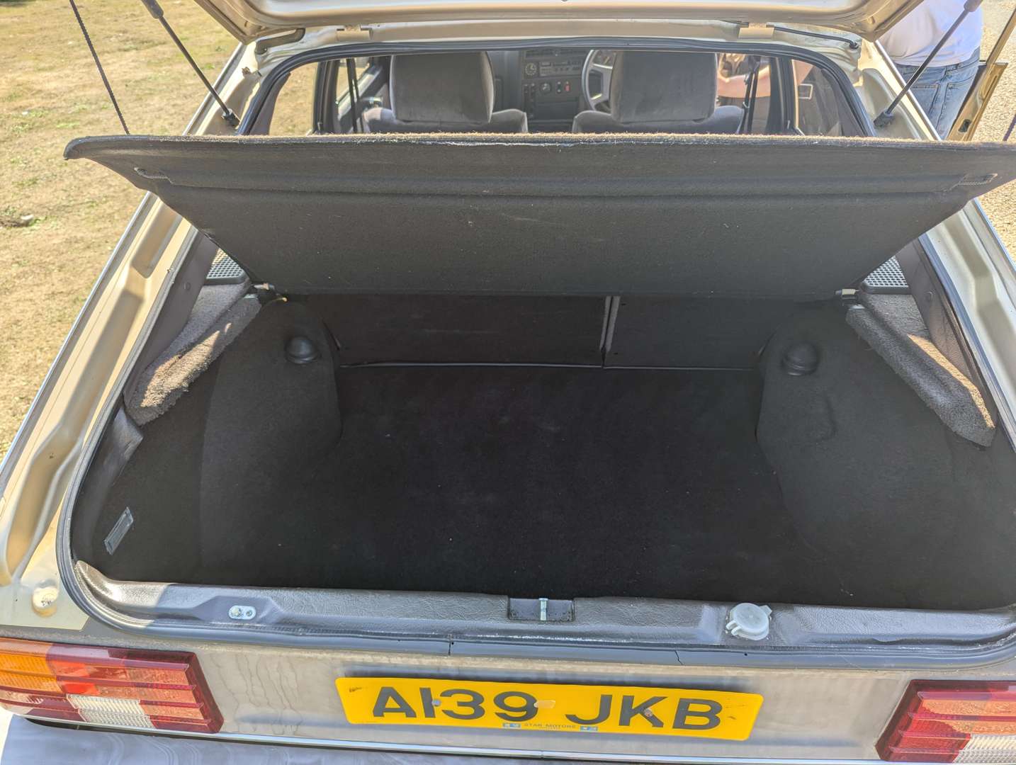 <p>1984 VAUXHALL CAVALIER CD 1.8E</p>