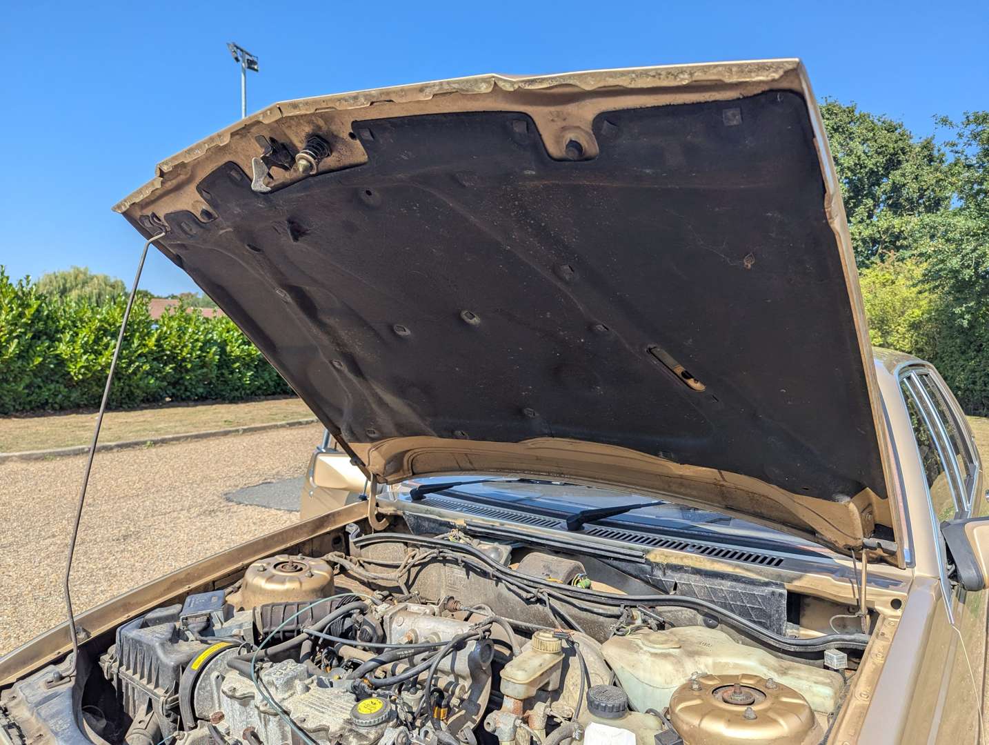 <p>1984 VAUXHALL CAVALIER CD 1.8E</p>