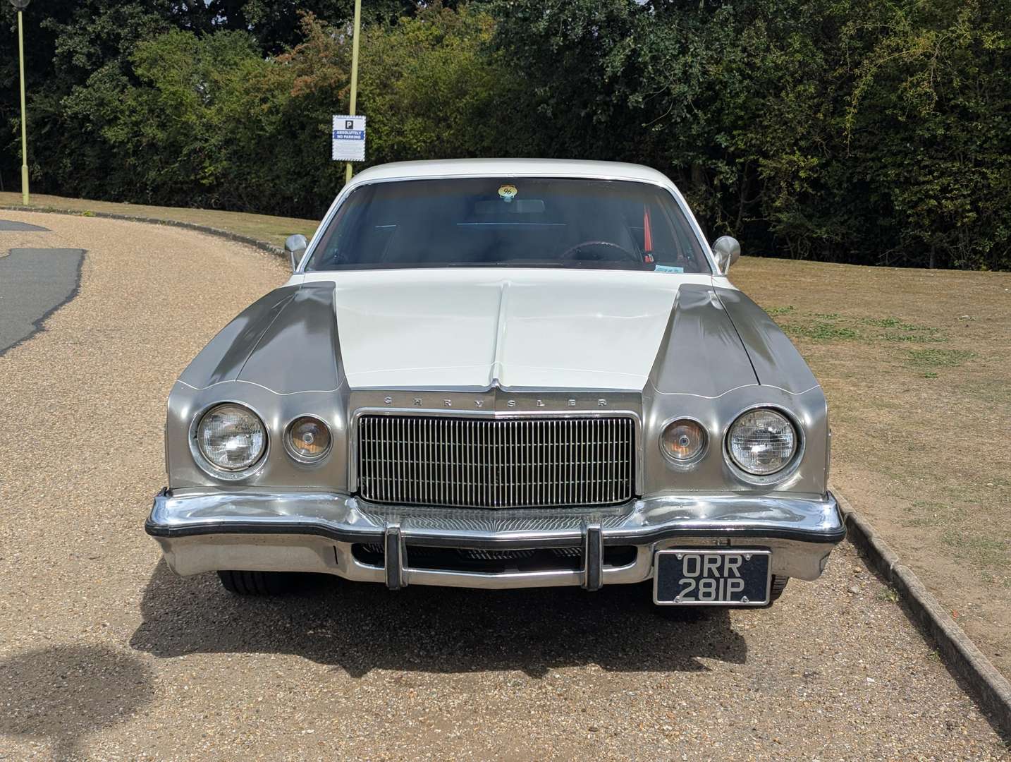 <p>1976 CHRYSLER CORDOBA COUPE LHD</p>