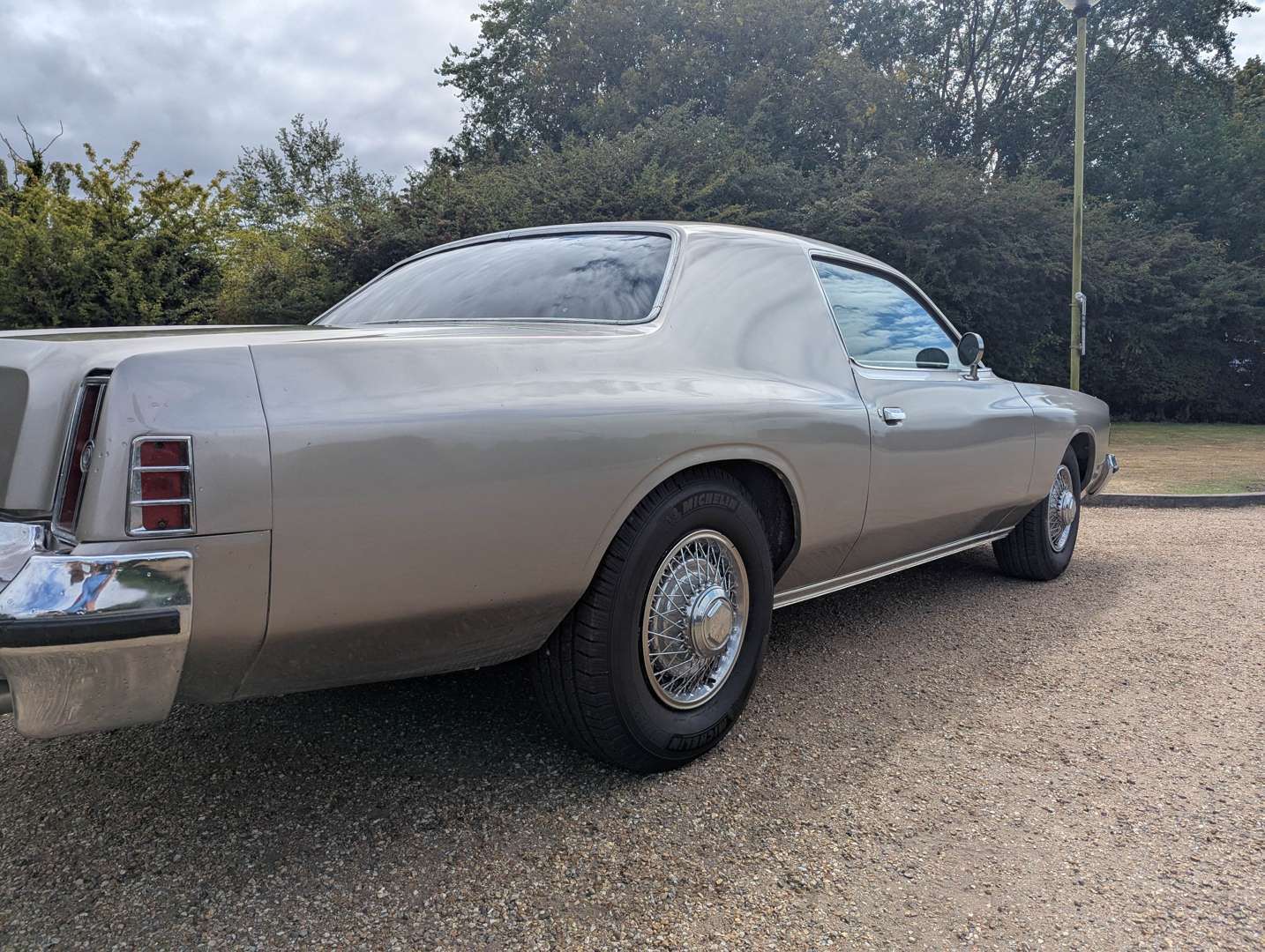 <p>1976 CHRYSLER CORDOBA COUPE LHD</p>