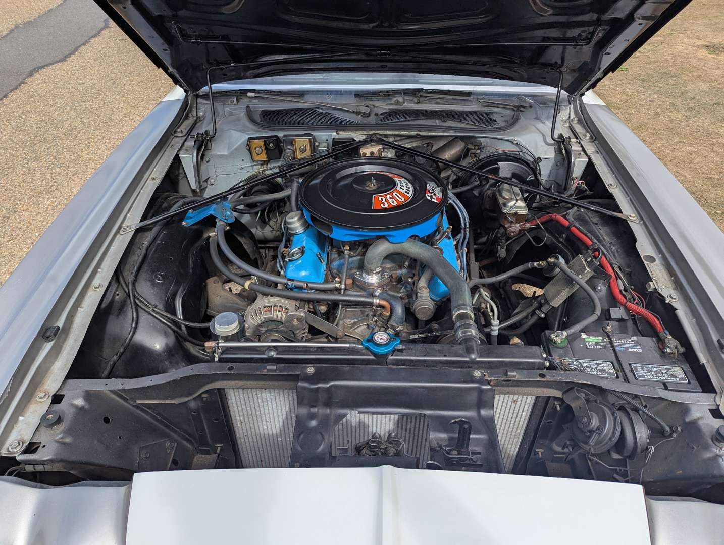 <p>1976 CHRYSLER CORDOBA COUPE LHD</p>