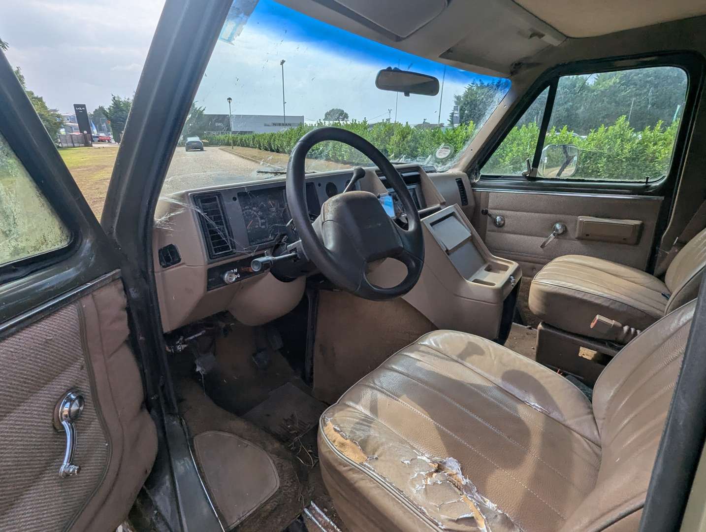 <p>1994 CHEVROLET GMC G30 VAN LHD</p>