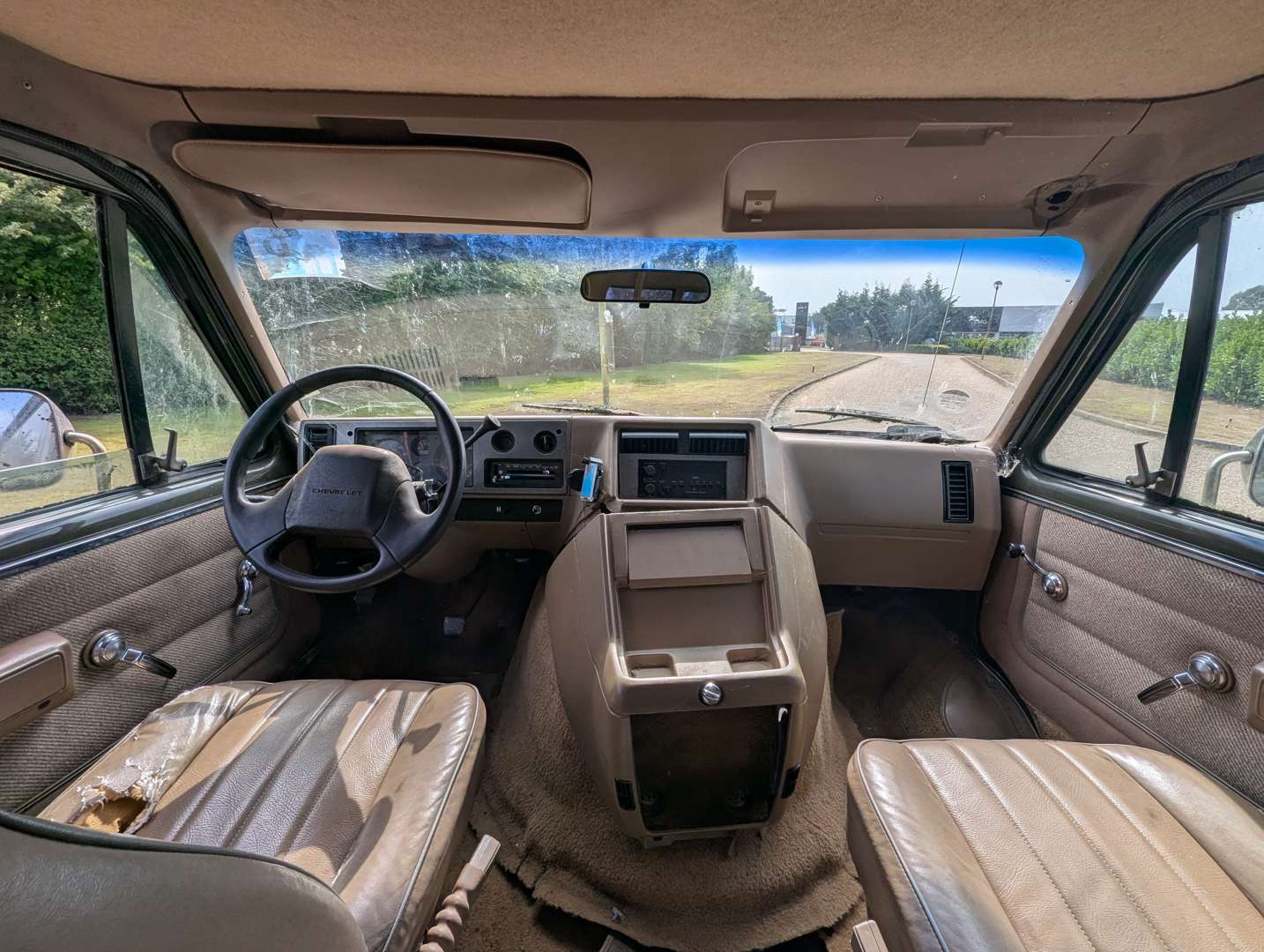 <p>1994 CHEVROLET GMC G30 VAN LHD</p>