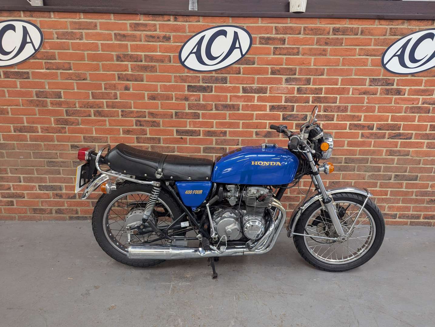 <p>1977 HONDA CB400 FOUR</p>