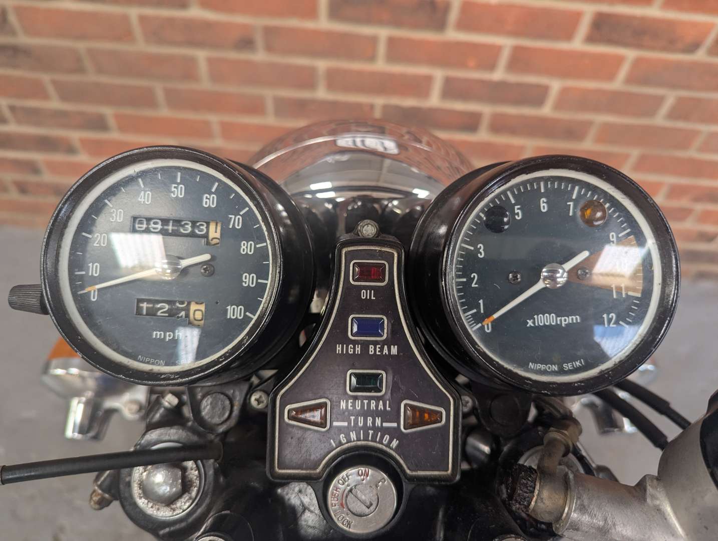 <p>1977 HONDA CB400 FOUR</p>