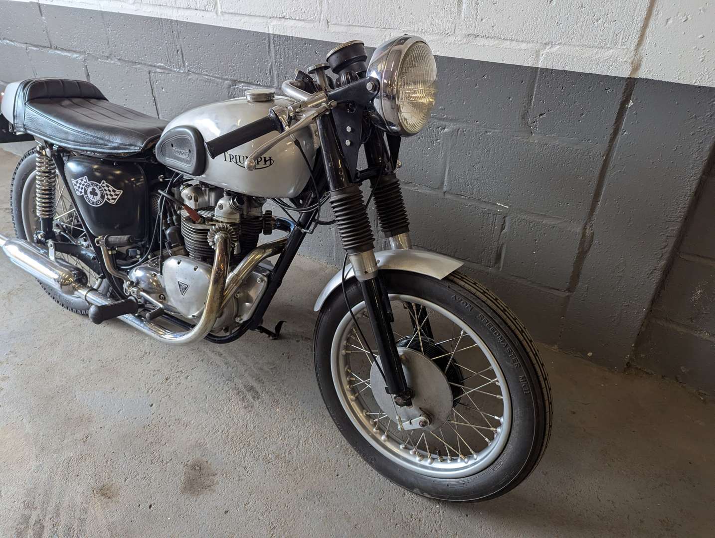 <p>1961 TRIUMPH CAFE RACER</p>