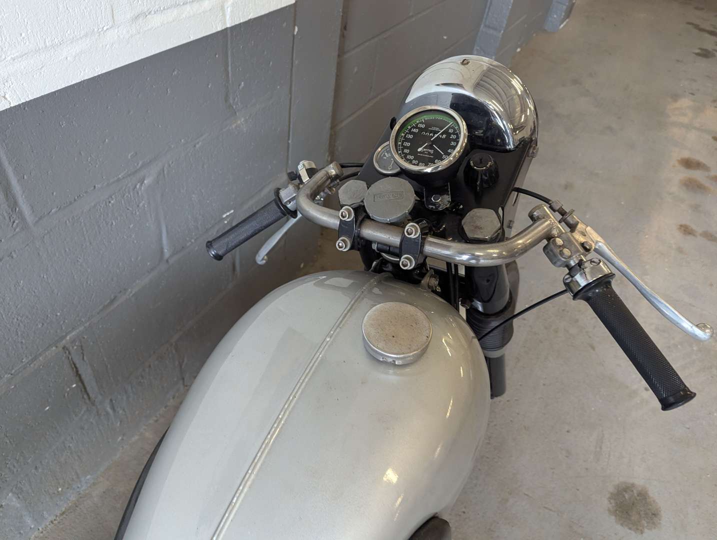 <p>1961 TRIUMPH CAFE RACER</p>