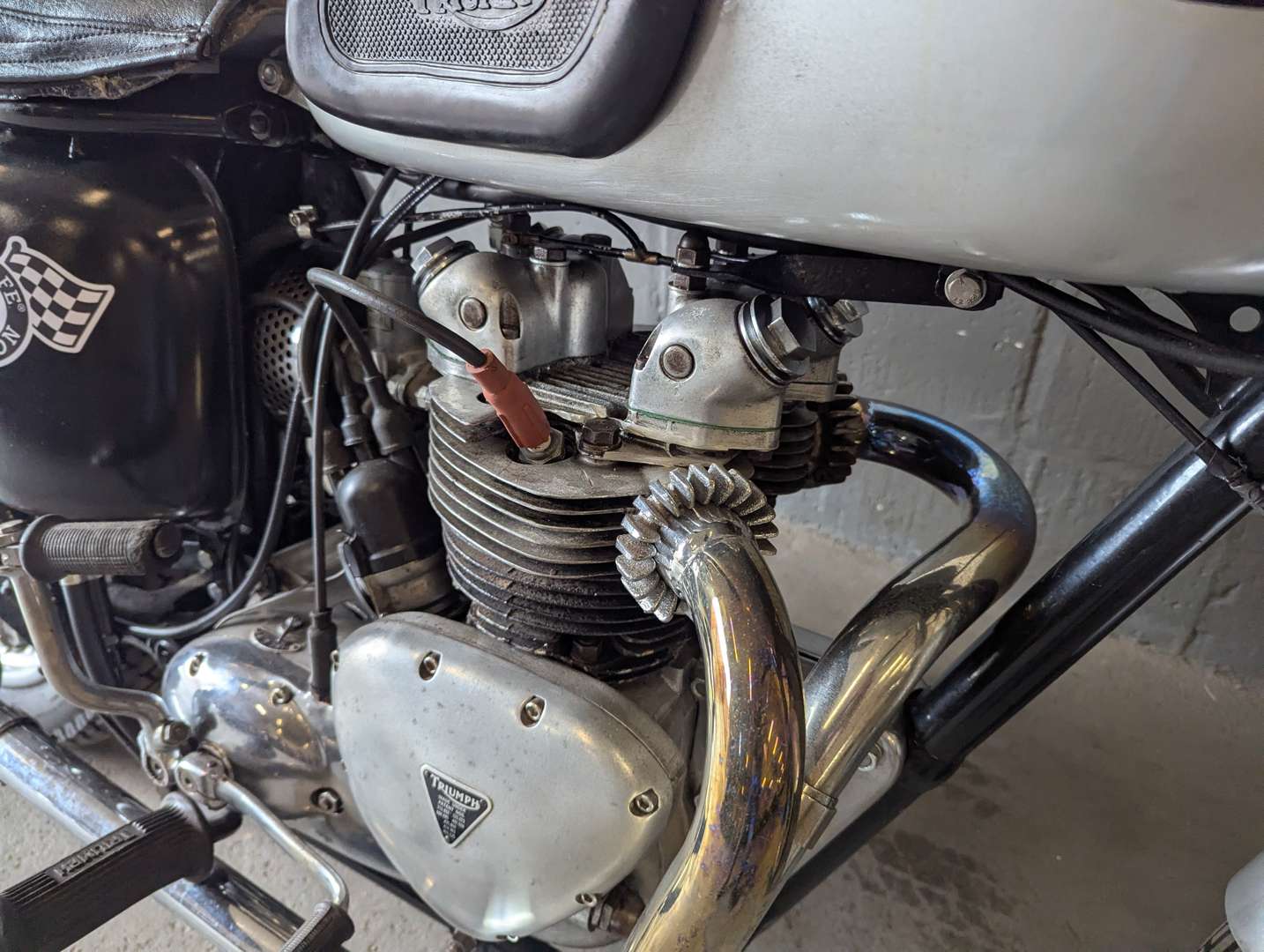 <p>1961 TRIUMPH CAFE RACER</p>